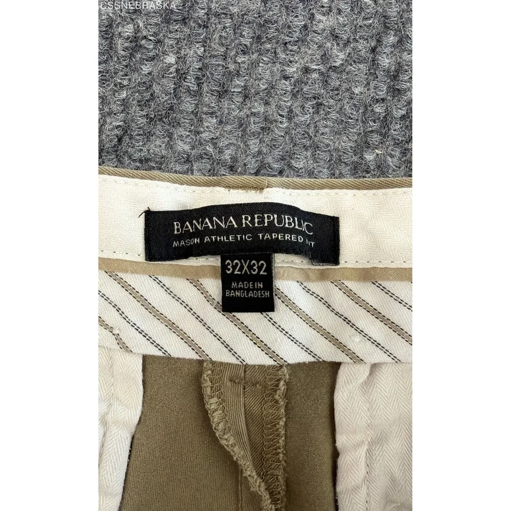 Banana Republic Men's Khaki Tan Mason Athletic Tapered Fit Chinos Size 32x32